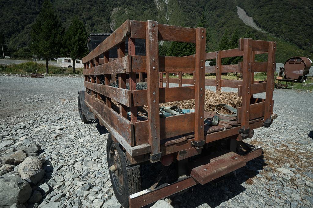 Otira Stagecoach Hotel Exterior photo